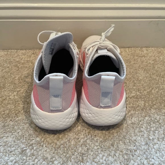 Women’s Adidas sneakers - Picture 2 of 4